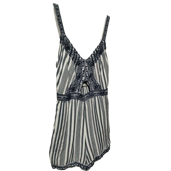 American Eagle Outfitters Striped V-Neck Cutout Embroidered Romper Size Medium - Picture 5 of 11